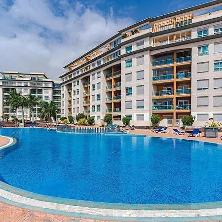 In Canadas Golf Del Sur * San Miguel de Abona